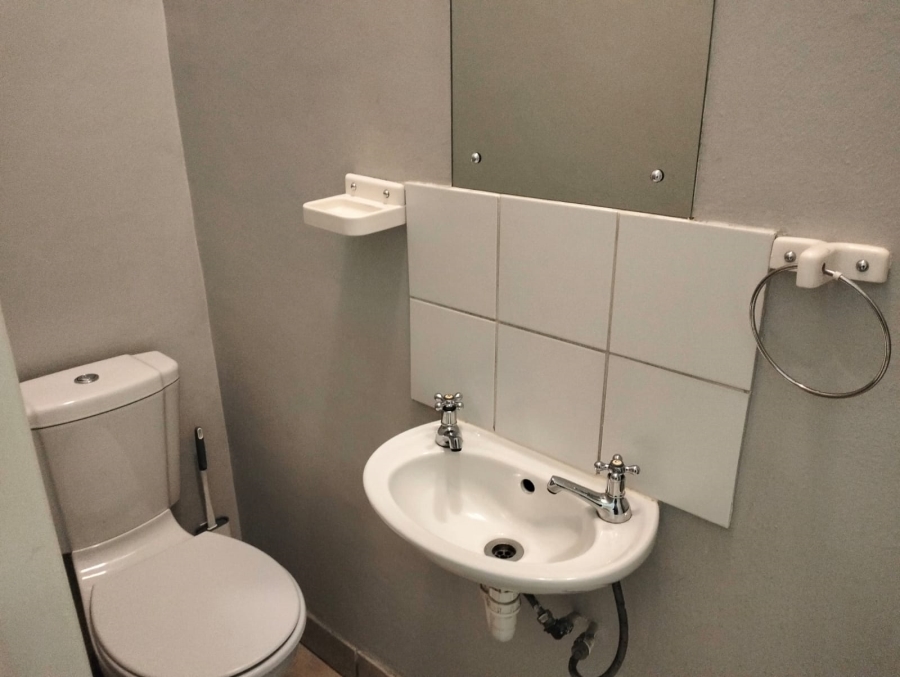 To Let commercial Property for Rent in Durbanville Western Cape
